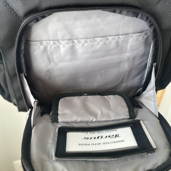 Targus corporate traveler backpack - Picture 4 of 12